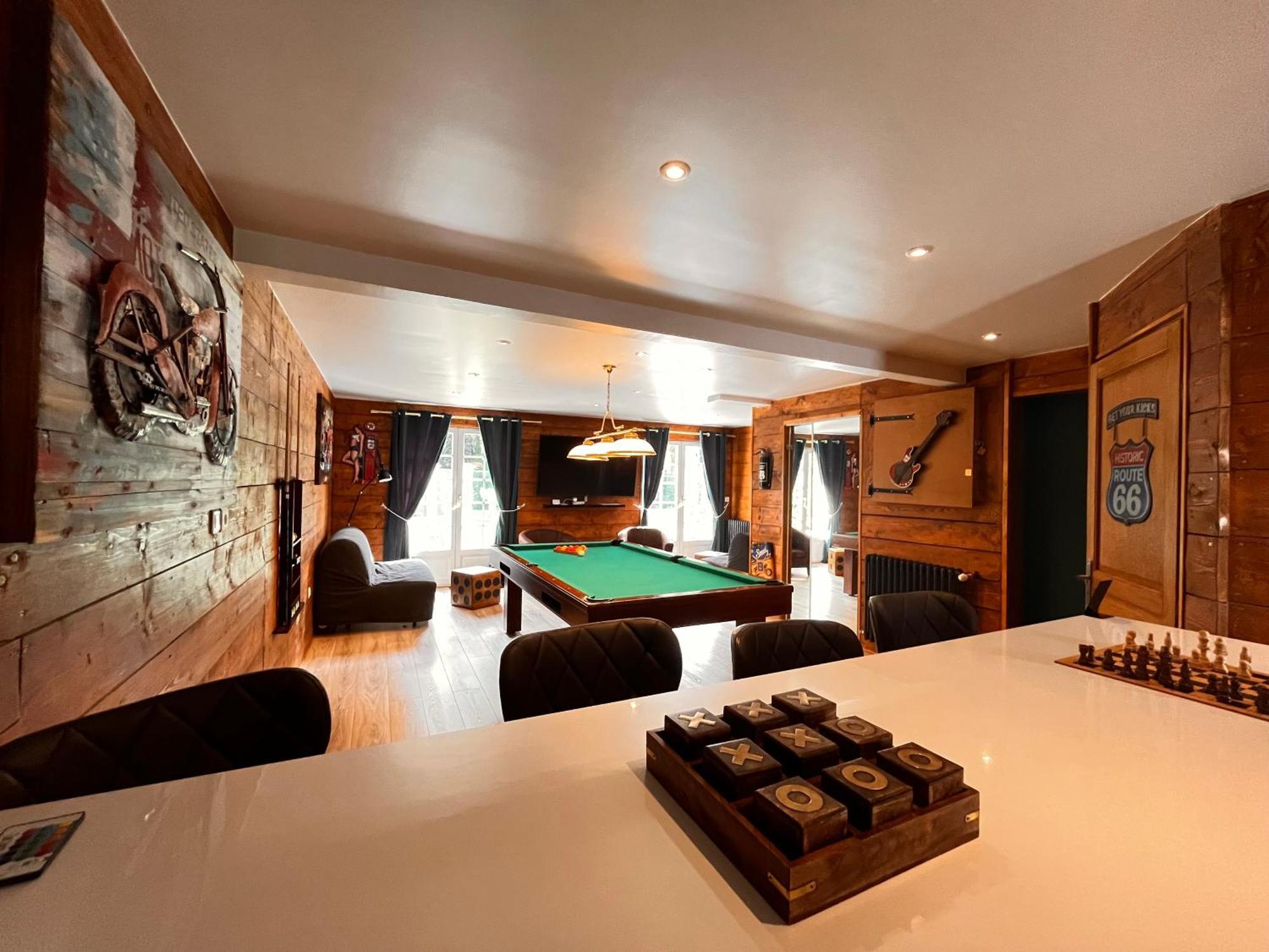 Villa Avec Piece Billard Style Ranch Us Saint-Fargeau-Ponthierry Eksteriør billede